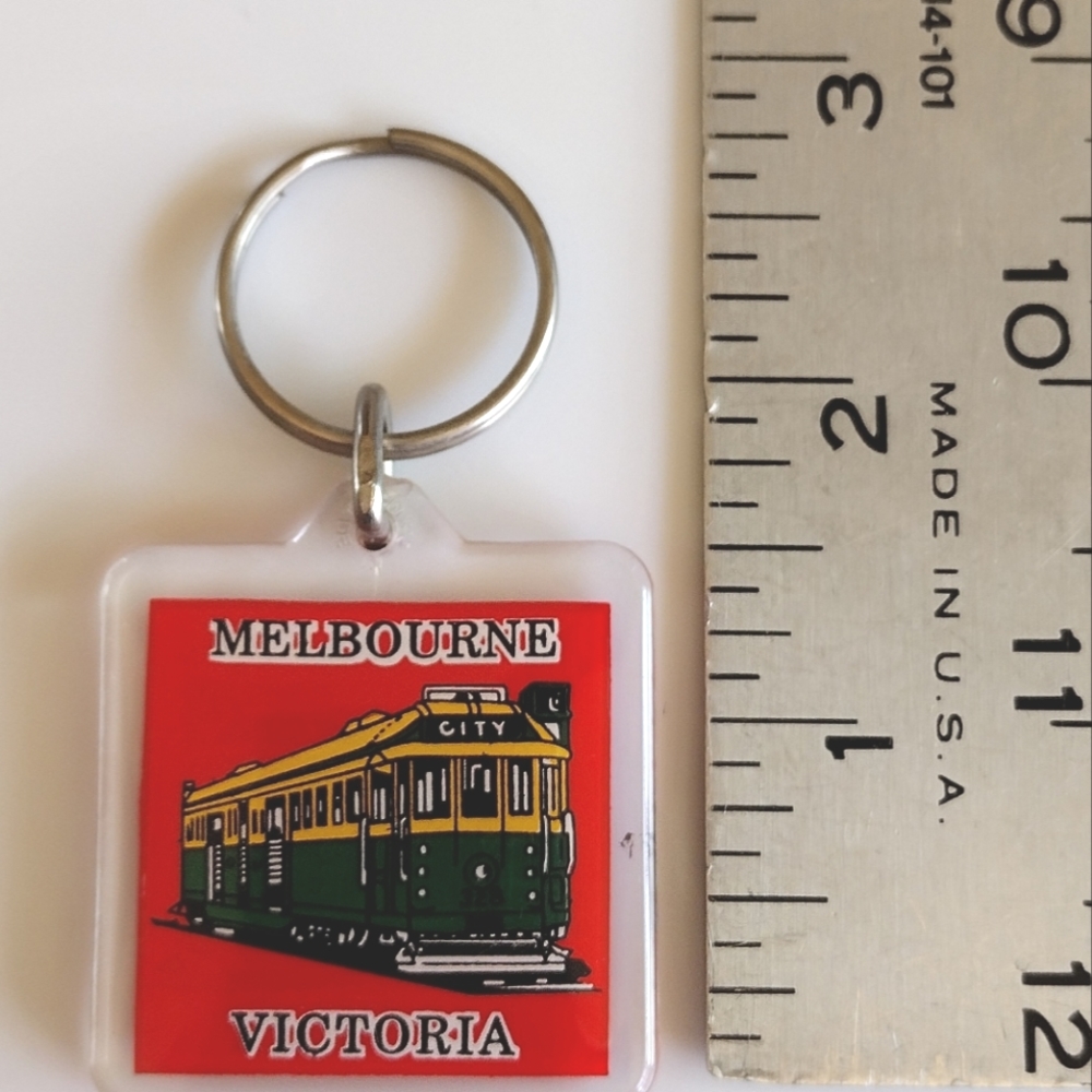 Melbourne Victoria Keychain - Picture 2 of 2